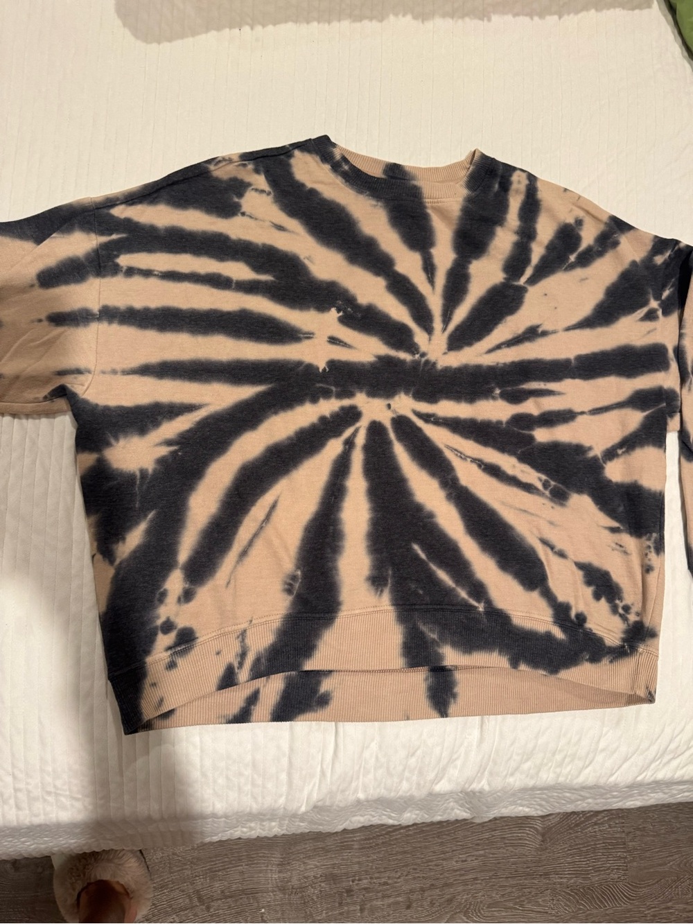 Tie-Dye Spiral Sweatshirt - Black & Tan